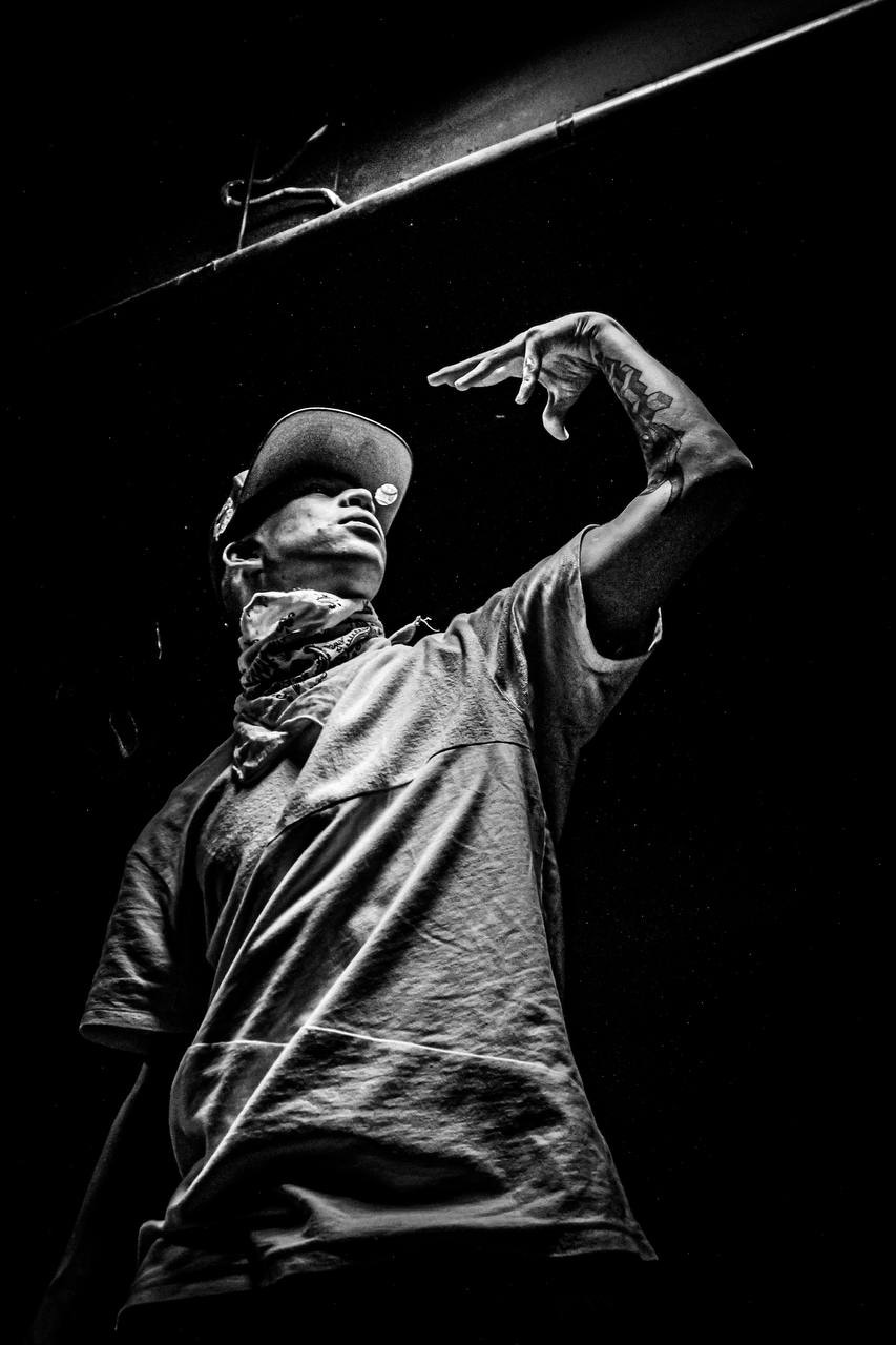 Изображение "Famouz'а"